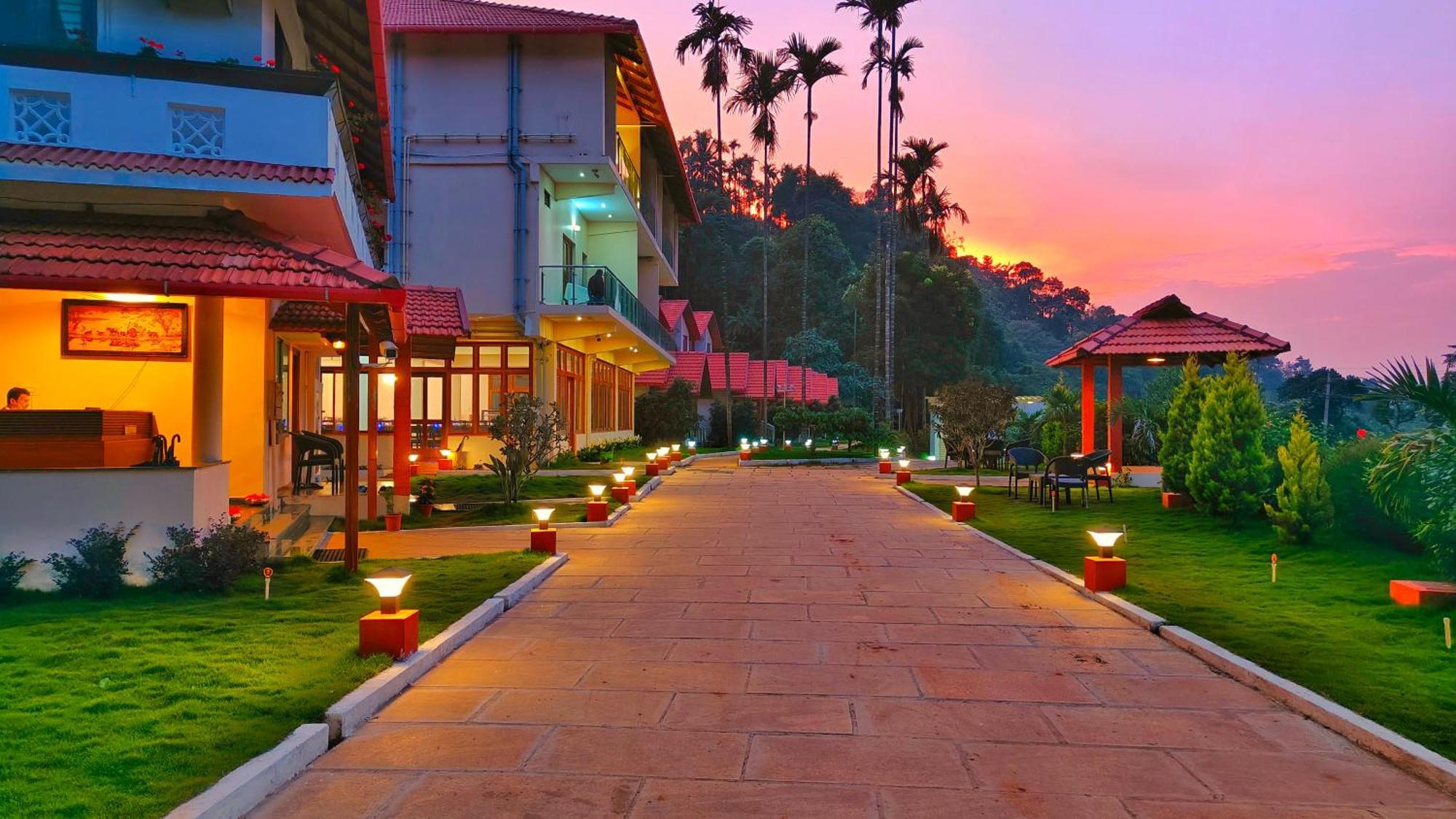 Hill Crest Resort - Coorg Madikeri Exterior foto